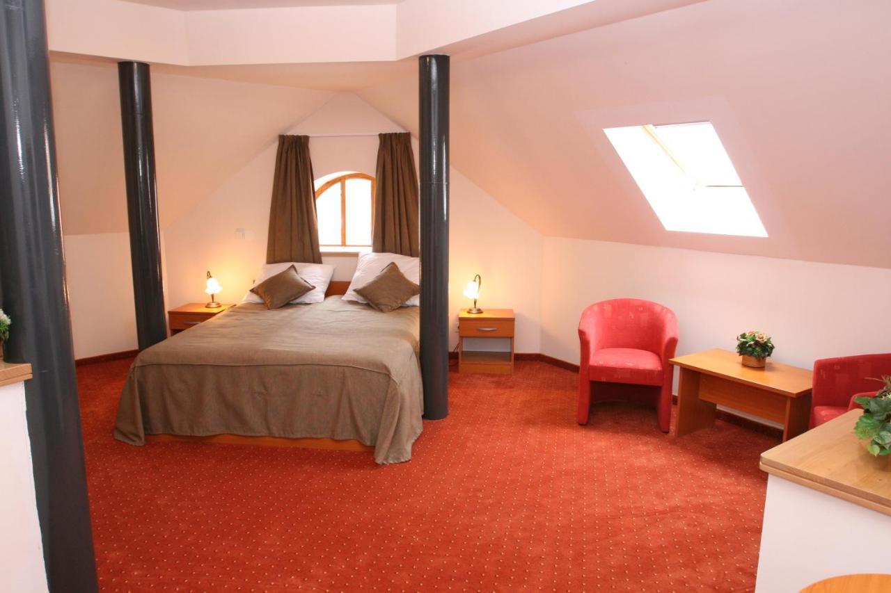 Hotel Istra Varasd Szoba fotó